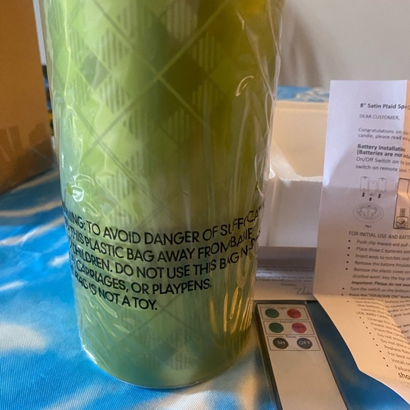 Valerie Parr Hill Other - Valerie Parr Hill QVC Green Plaid LED Candle